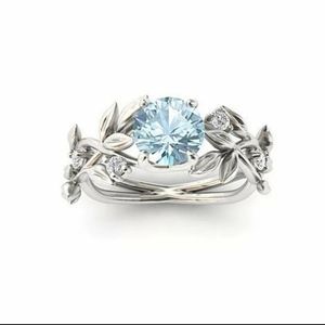 NEW SILVER ETHERAL RING SIZE 6